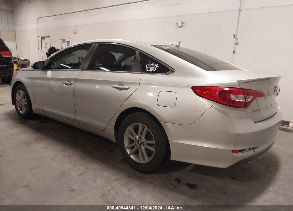 2016 HYUNDAI SONATA VIN: 5NPE24AF7GH323775