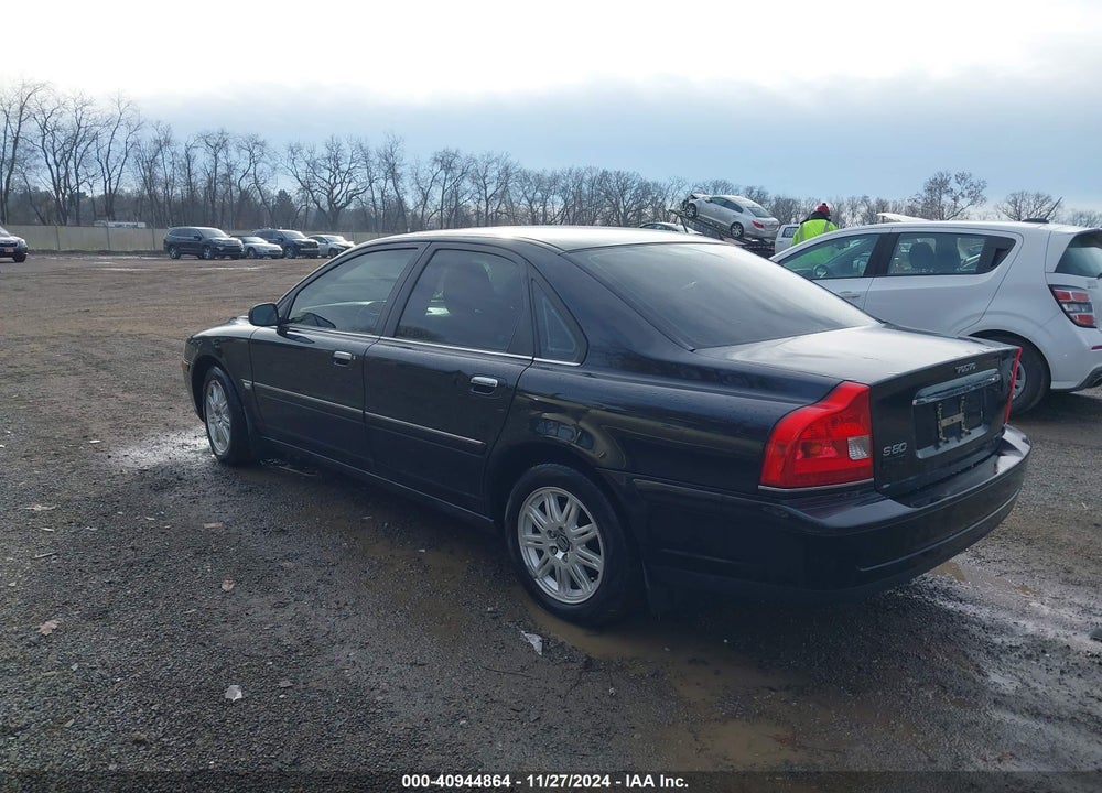 2005 VOLVO S80 2.5T VIN: YV1TS592751414560