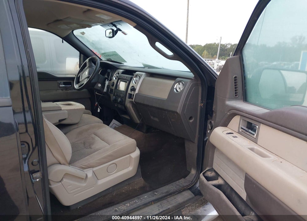 2010 FORD F-150 XLT VIN: 1FTEW1E82AFA26204