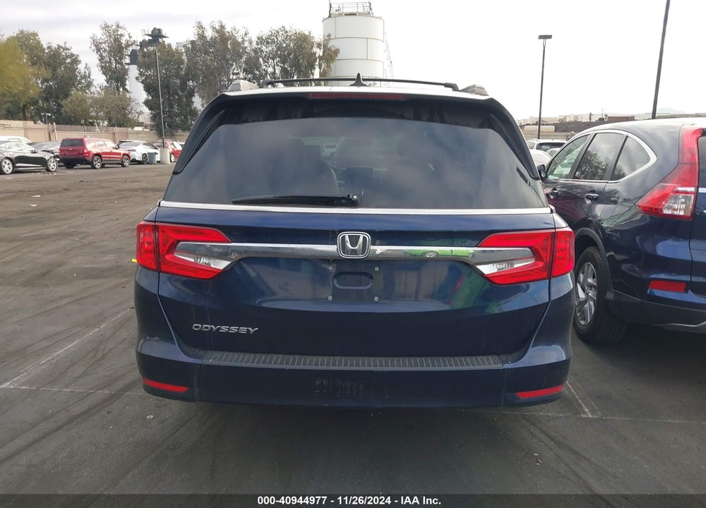 2018 HONDA ODYSSEY EX-L VIN: 5FNRL6H79JB067010