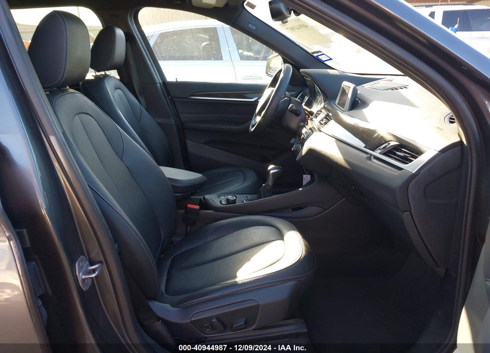 2018 BMW X1 XDRIVE28I VIN: WBXHT3C33J5F91145