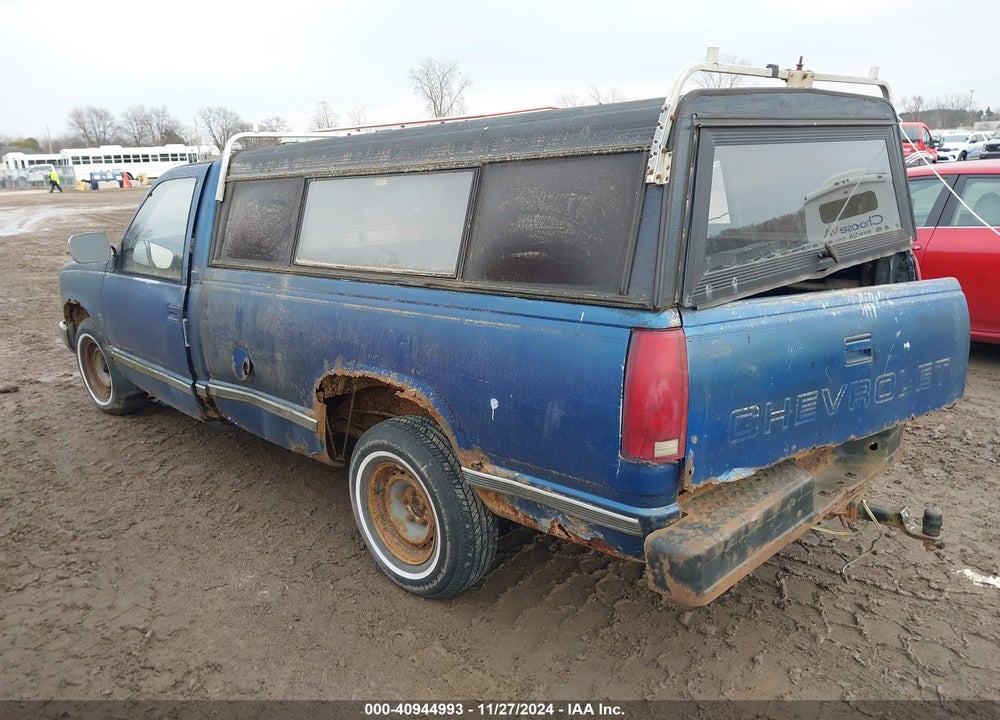 1988 CHEVROLET GMT-400 C1500 VIN: 1GCDC14ZXJE192653