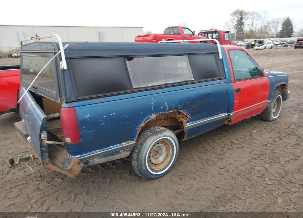 1988 CHEVROLET GMT-400 C1500 VIN: 1GCDC14ZXJE192653