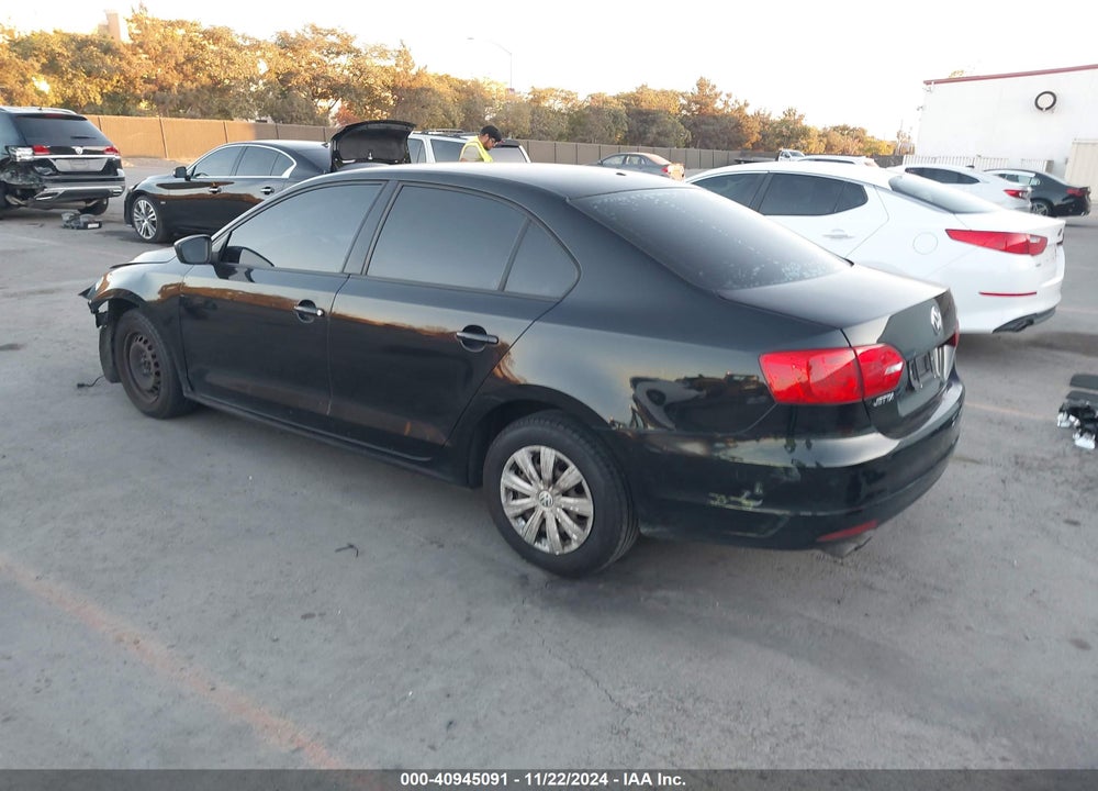 2014 VOLKSWAGEN JETTA 2.0L S VIN: 3VW2K7AJ7EM440818