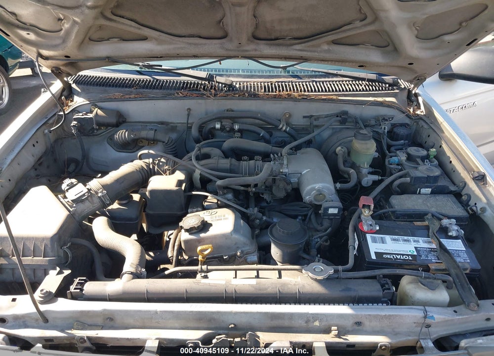 2000 TOYOTA TACOMA VIN: 5TEVL52N3YZ712761
