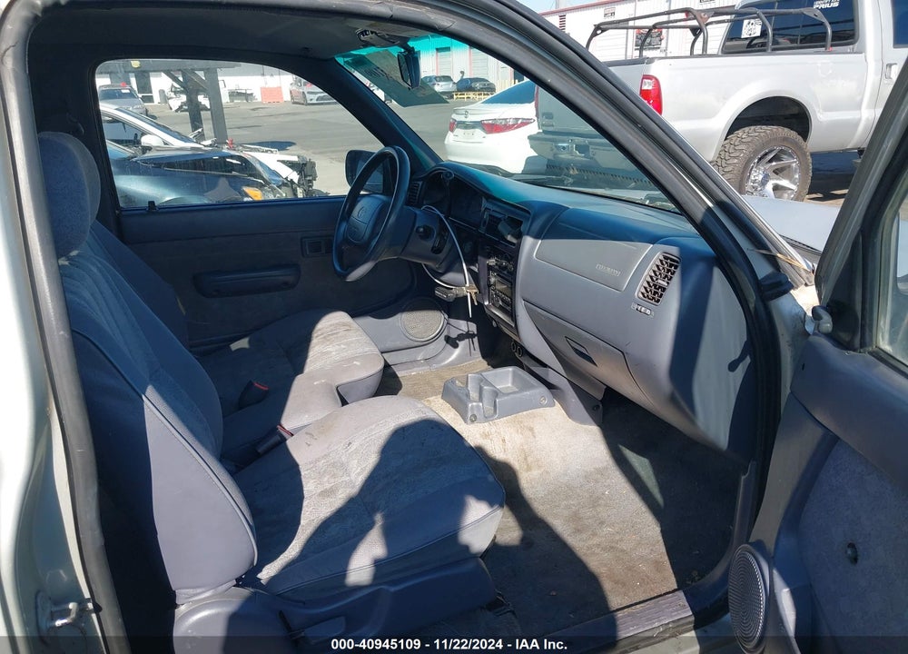2000 TOYOTA TACOMA VIN: 5TEVL52N3YZ712761