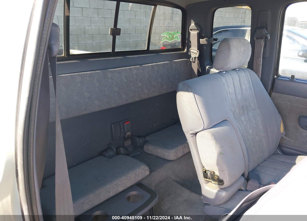 2000 TOYOTA TACOMA VIN: 5TEVL52N3YZ712761