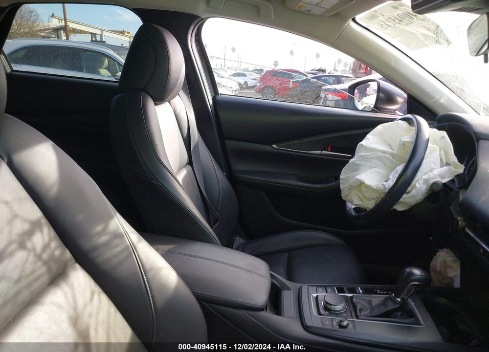 2021 MAZDA CX-30 SELECT VIN: 3MVDMABL1MM269421