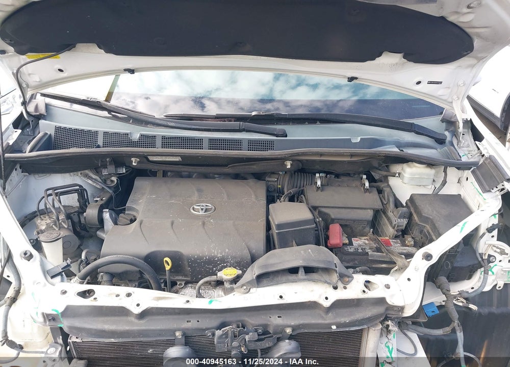 2012 TOYOTA SIENNA LE V6 8 PASSENGER VIN: 5TDKK3DC6CS279240