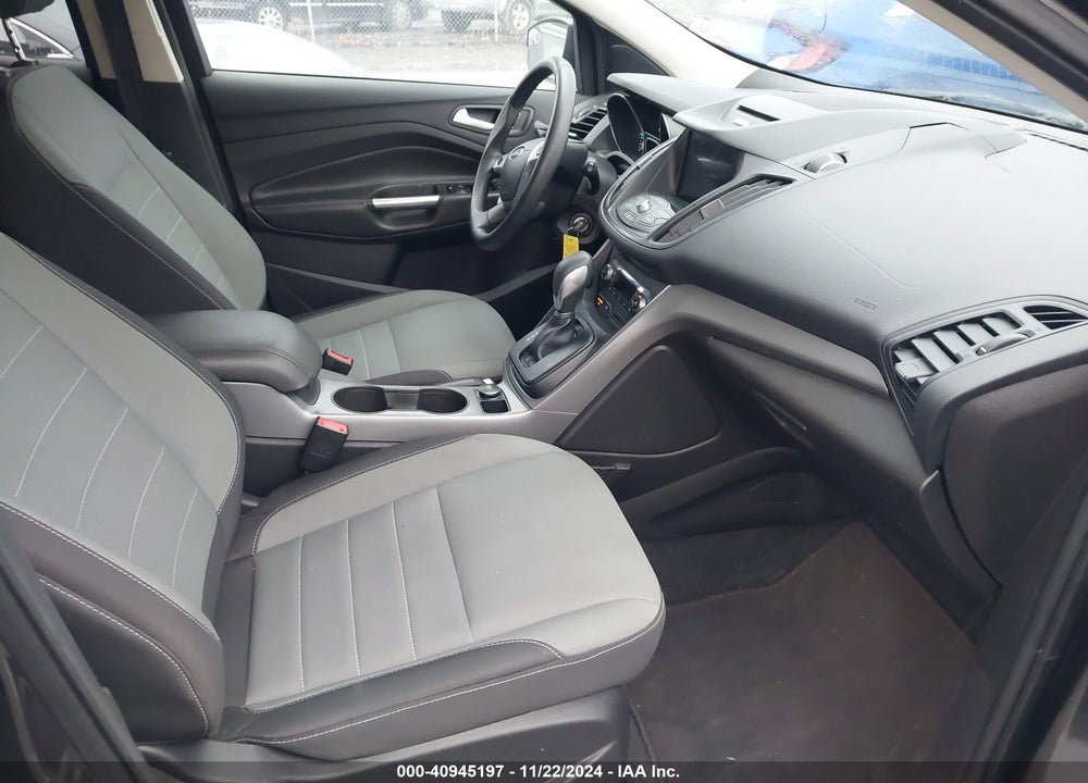 2016 FORD ESCAPE SE VIN: 1FMCU9GX2GUA41575