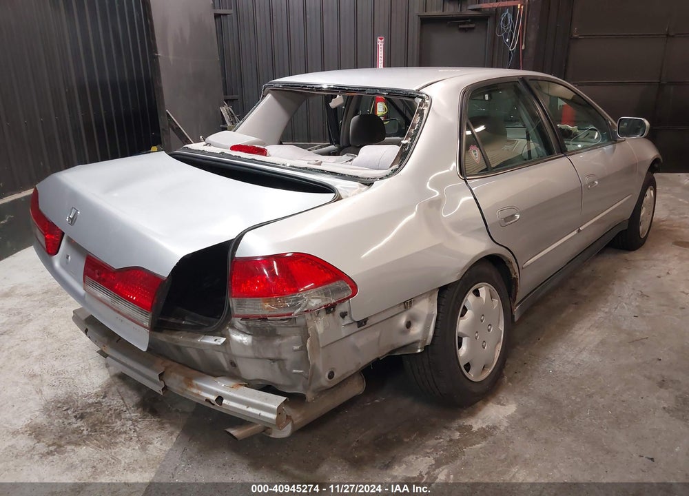 2001 HONDA ACCORD 3.0 LX VIN: 1HGCG16451A069319