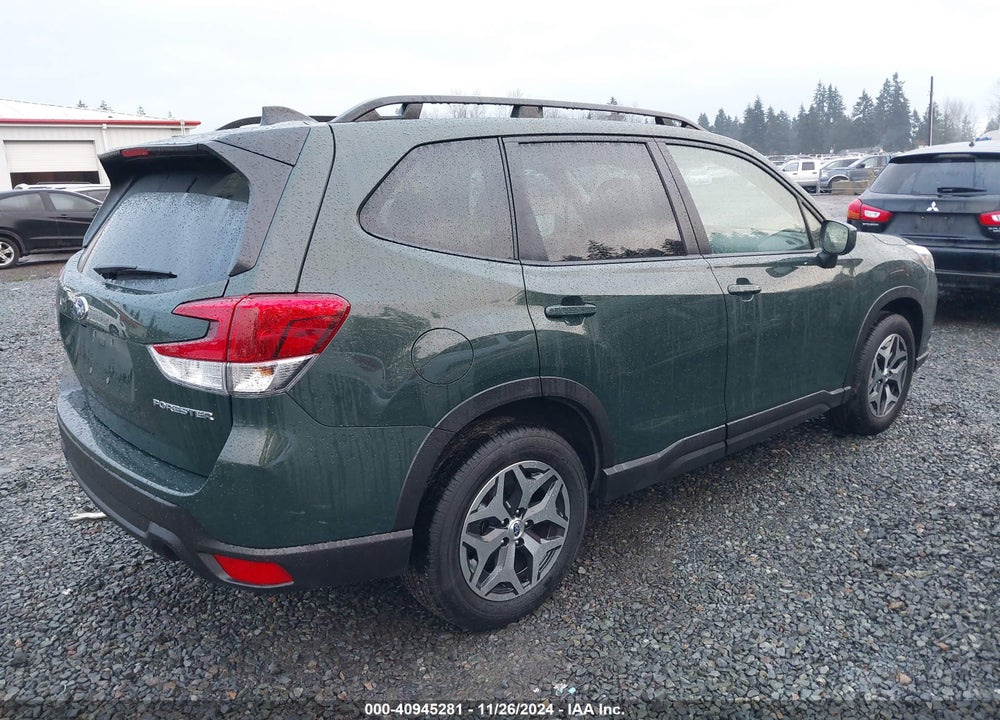 2024 SUBARU FORESTER PREMIUM VIN: JF2SKADC3RH453011
