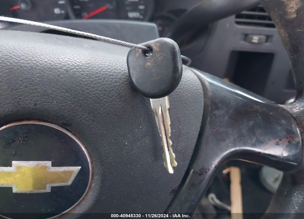 2011 CHEVROLET SILVERADO 1500 LS VIN: 1GCRKREA3BZ211585