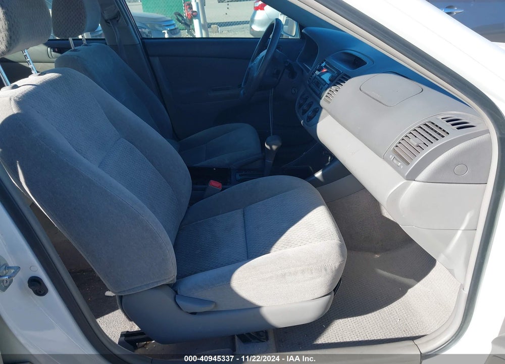 2004 TOYOTA CAMRY LE VIN: 4T1BE32K94U310667