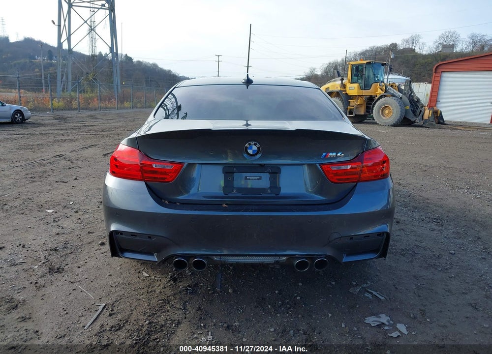 2016 BMW M4 VIN: WBS3R9C58GK337456