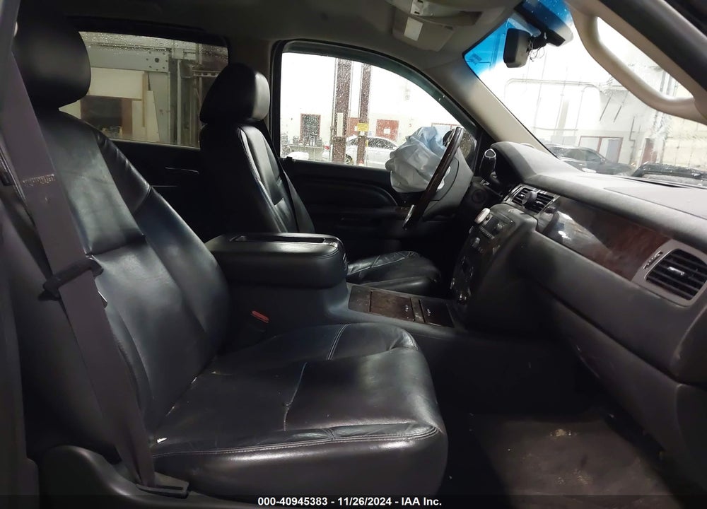 2011 GMC SIERRA 1500 DENALI VIN: 3GTP2XE20BG268881
