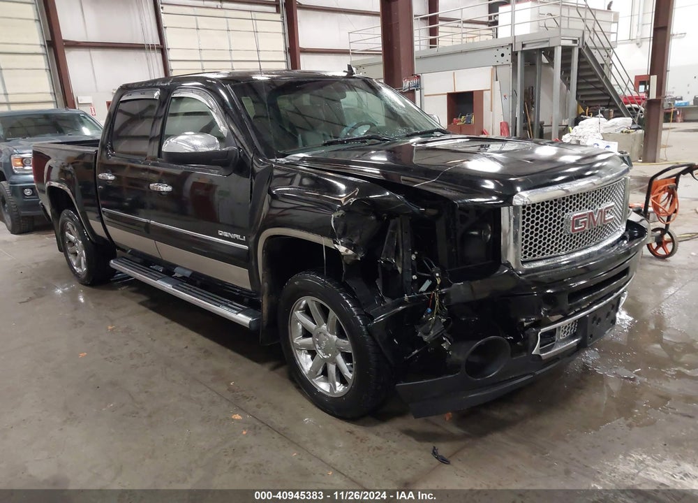 2011 GMC SIERRA 1500 DENALI VIN: 3GTP2XE20BG268881