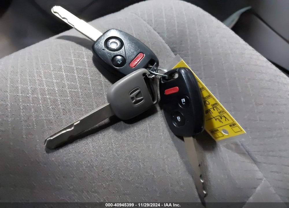 2016 HONDA ODYSSEY LX VIN: 5FNRL5H27GB075310