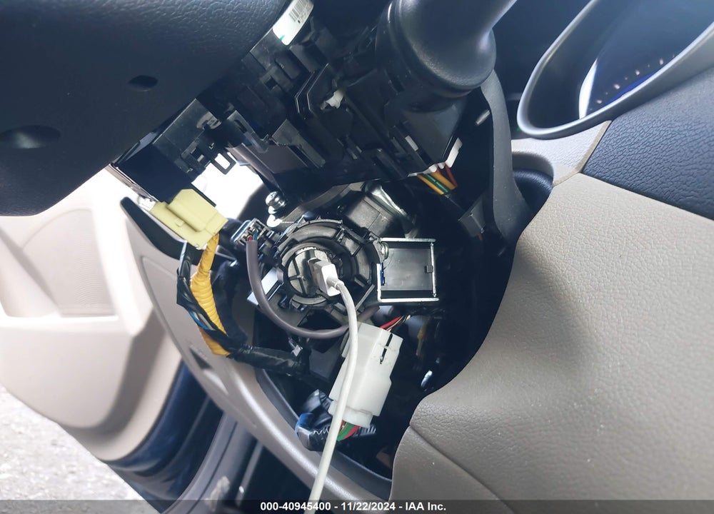 2015 HYUNDAI ELANTRA VIN: KMHDH4AE6FU389154