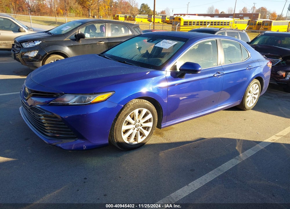 2018 TOYOTA CAMRY LE VIN: JTNB11HK2J3068040