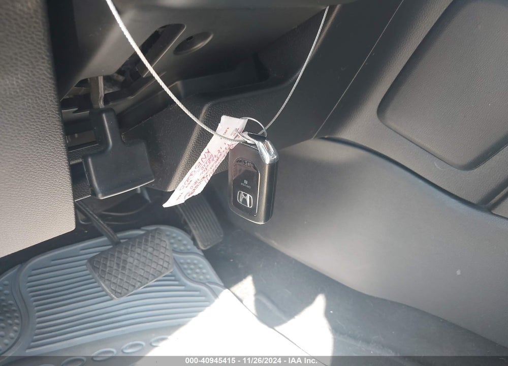 2018 HONDA CR-V TOURING VIN: 7FARW1H9XJE012470