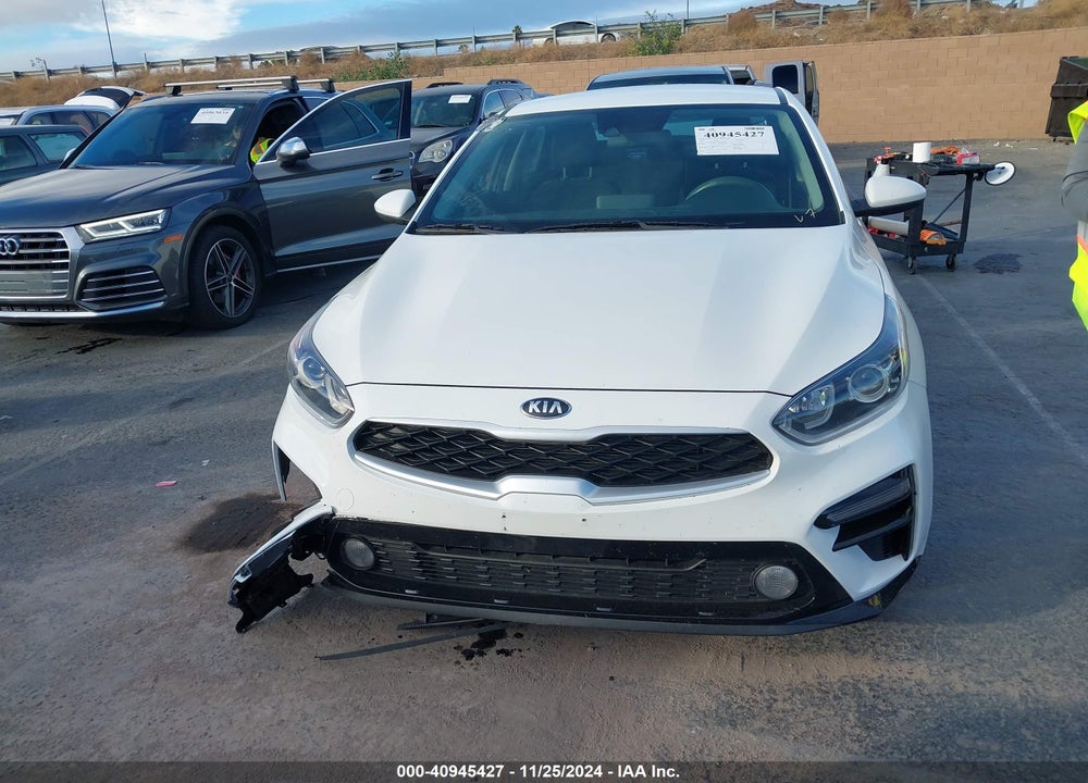 2019 KIA FORTE LXS VIN: 3KPF24AD6KE082971
