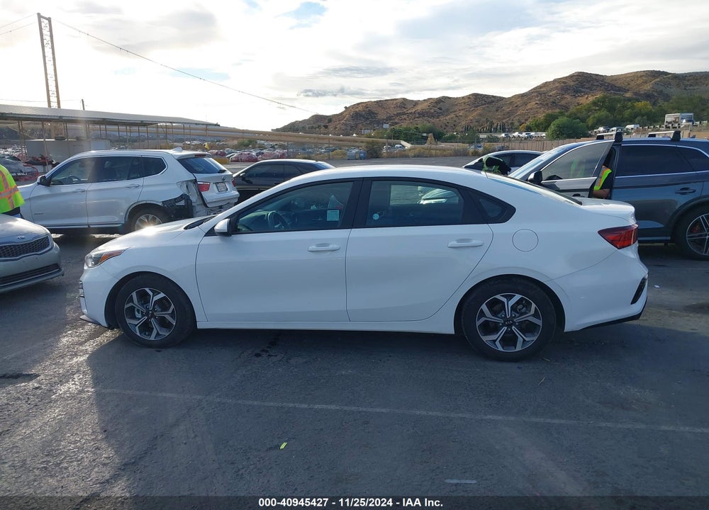 2019 KIA FORTE LXS VIN: 3KPF24AD6KE082971