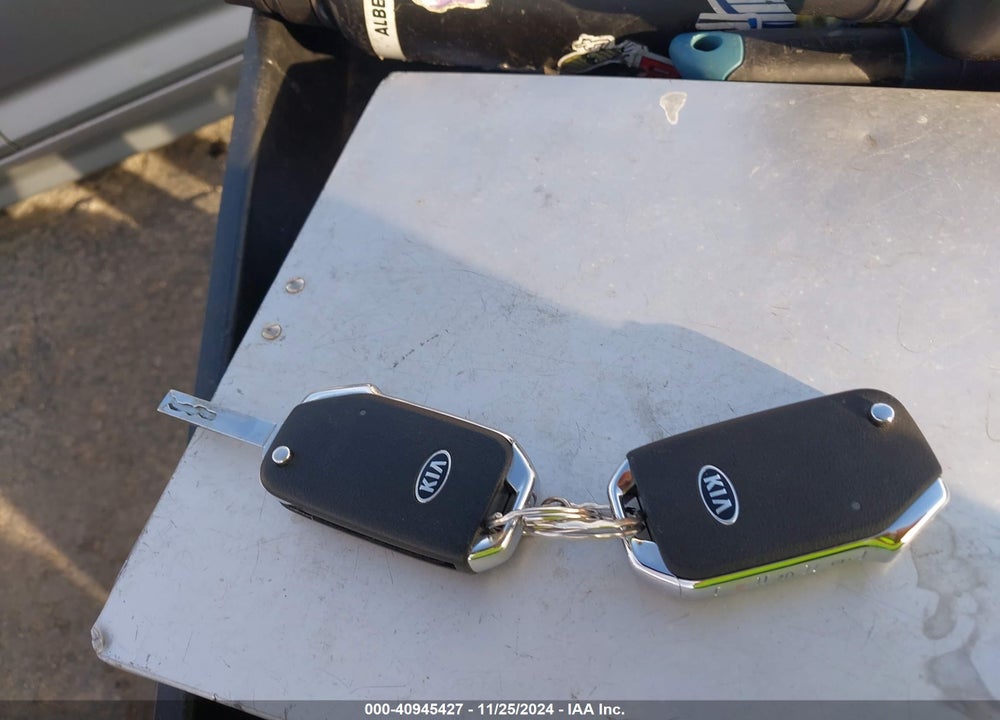 2019 KIA FORTE LXS VIN: 3KPF24AD6KE082971