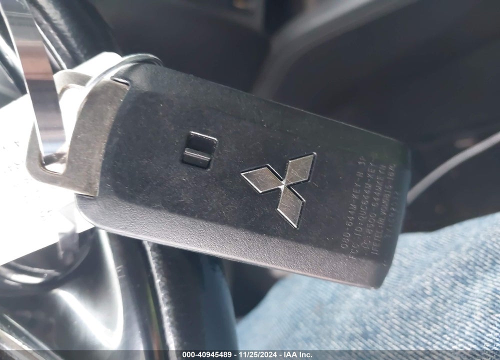 2020 MITSUBISHI OUTLANDER SPORT 2.0 SE VIN: JA4AP4AU8LU015085