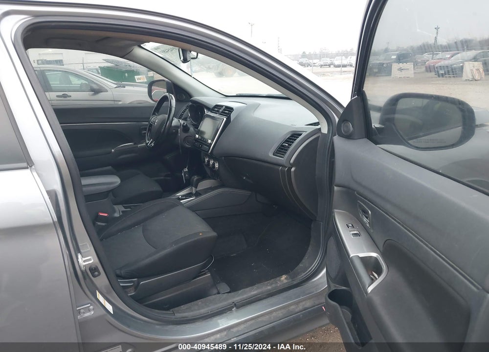2020 MITSUBISHI OUTLANDER SPORT 2.0 SE VIN: JA4AP4AU8LU015085