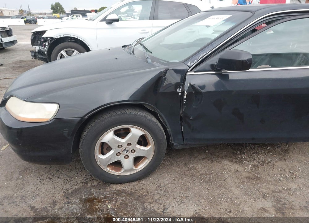2000 HONDA ACCORD 3.0 EX VIN: 1HGCG225XYA044527