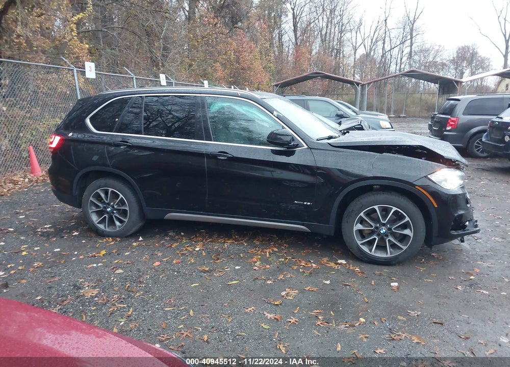 2017 BMW X5 XDRIVE35I VIN: 5UXKR0C39H0V83084