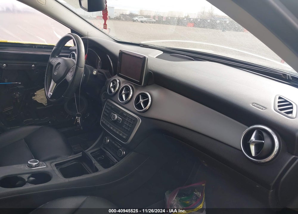 2015 MERCEDES-BENZ GLA 250 4MATIC VIN: WDCTG4GB0FJ051468