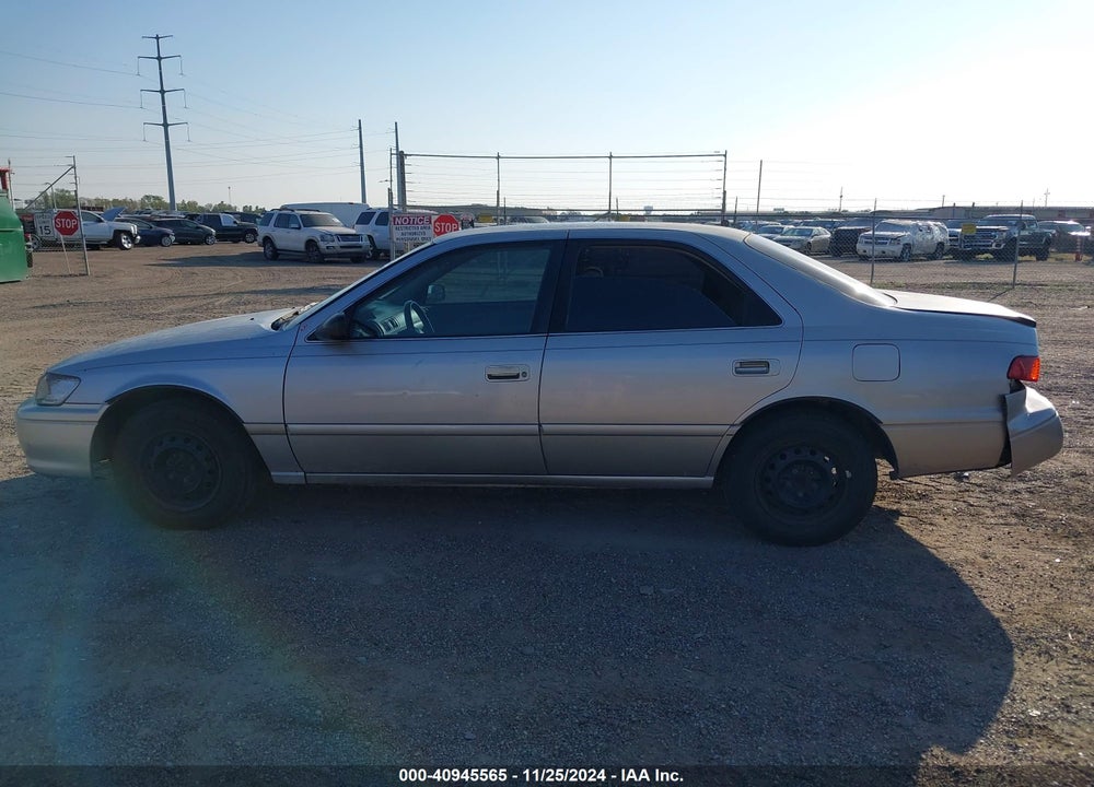 2000 TOYOTA CAMRY CE VIN: 4T1BG22K0YU624041