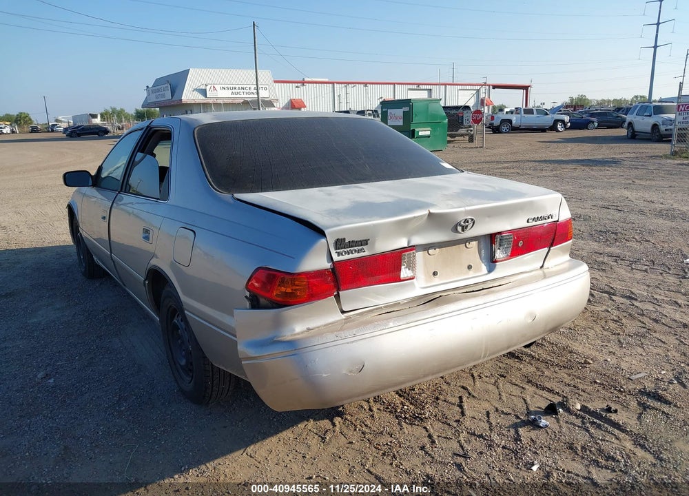2000 TOYOTA CAMRY CE VIN: 4T1BG22K0YU624041
