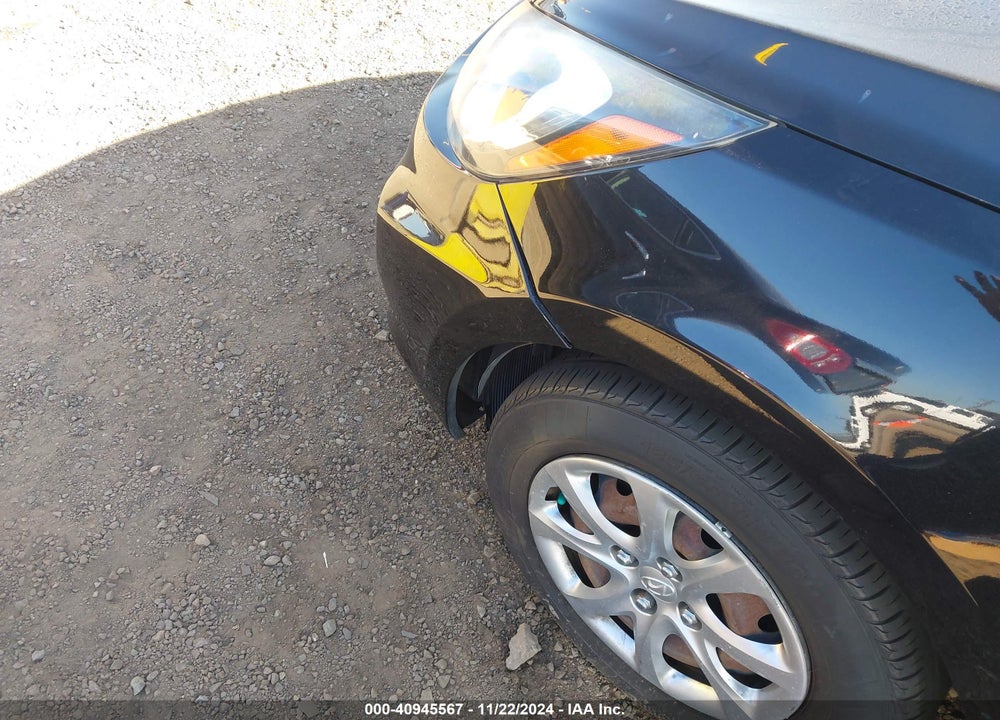 2013 HYUNDAI ACCENT GLS VIN: KMHCT4AE1DU494692