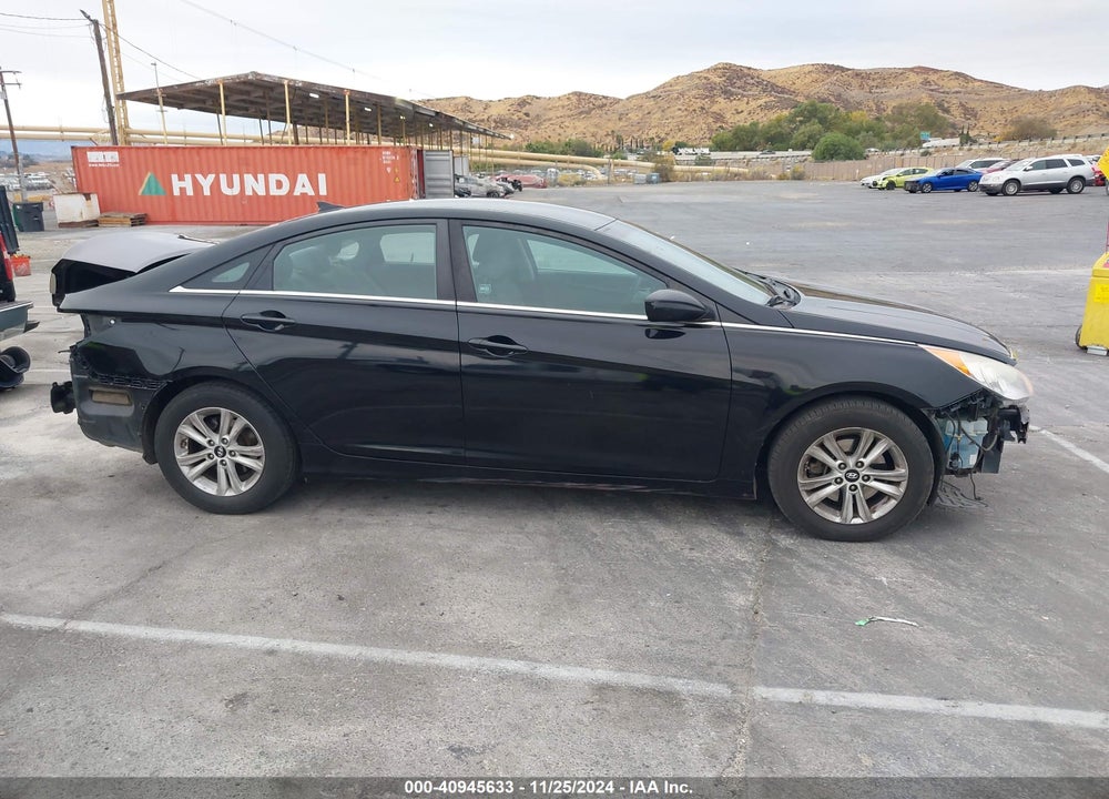 2013 HYUNDAI SONATA GLS VIN: 5NPEB4AC0DH750653