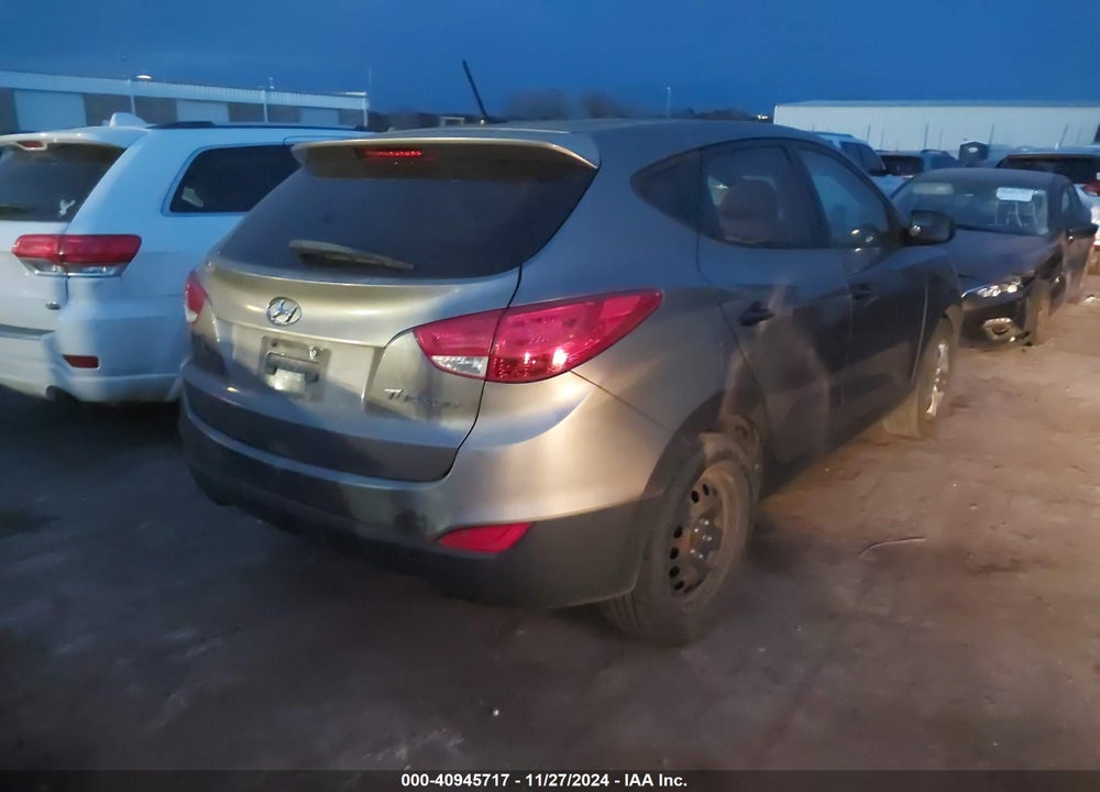 2012 HYUNDAI TUCSON GL VIN: KM8JT3AB5CU393807