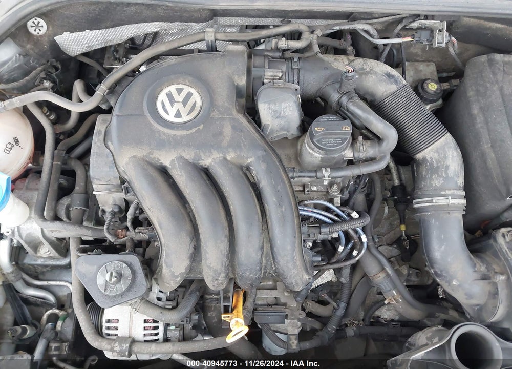 2011 VOLKSWAGEN JETTA 2.0L S VIN: 3VW2K7AJXBM306011