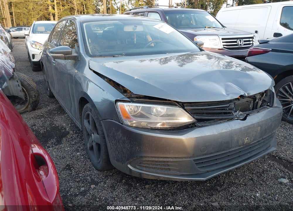 2011 VOLKSWAGEN JETTA 2.0L S VIN: 3VW2K7AJXBM306011