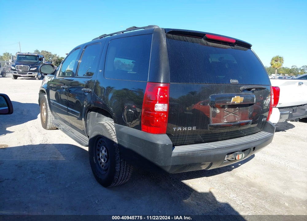 2008 CHEVROLET TAHOE LT VIN: 1GNFC13058R114562