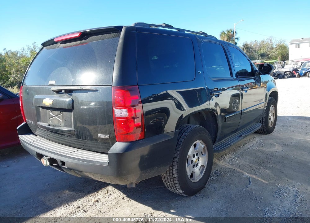 2008 CHEVROLET TAHOE LT VIN: 1GNFC13058R114562
