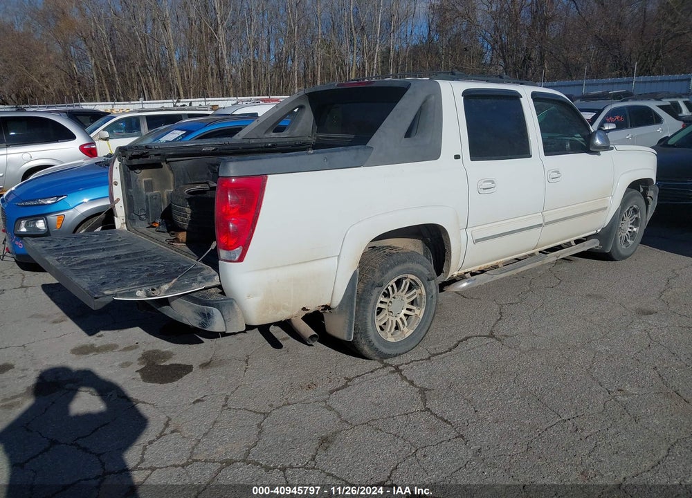 2005 CHEVROLET AVALANCHE VIN: 3GNEK12T05G230967