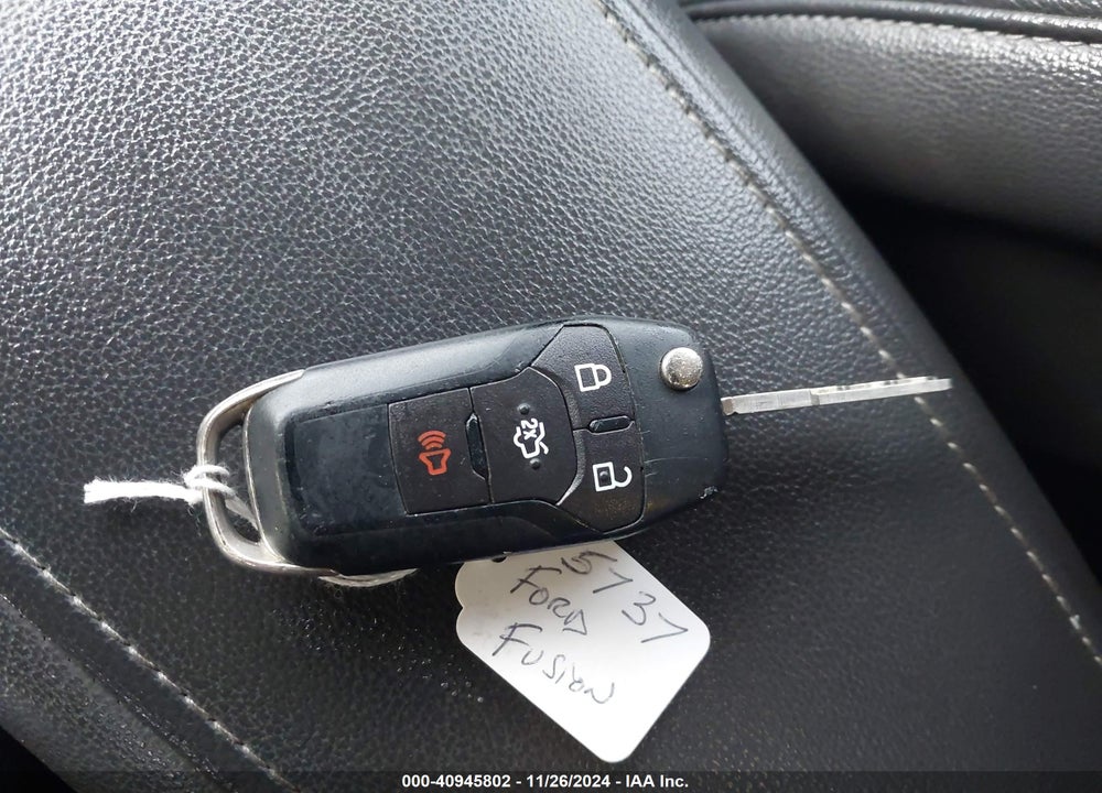 2015 FORD FUSION SE VIN: 1FA6P0HD6F5120559
