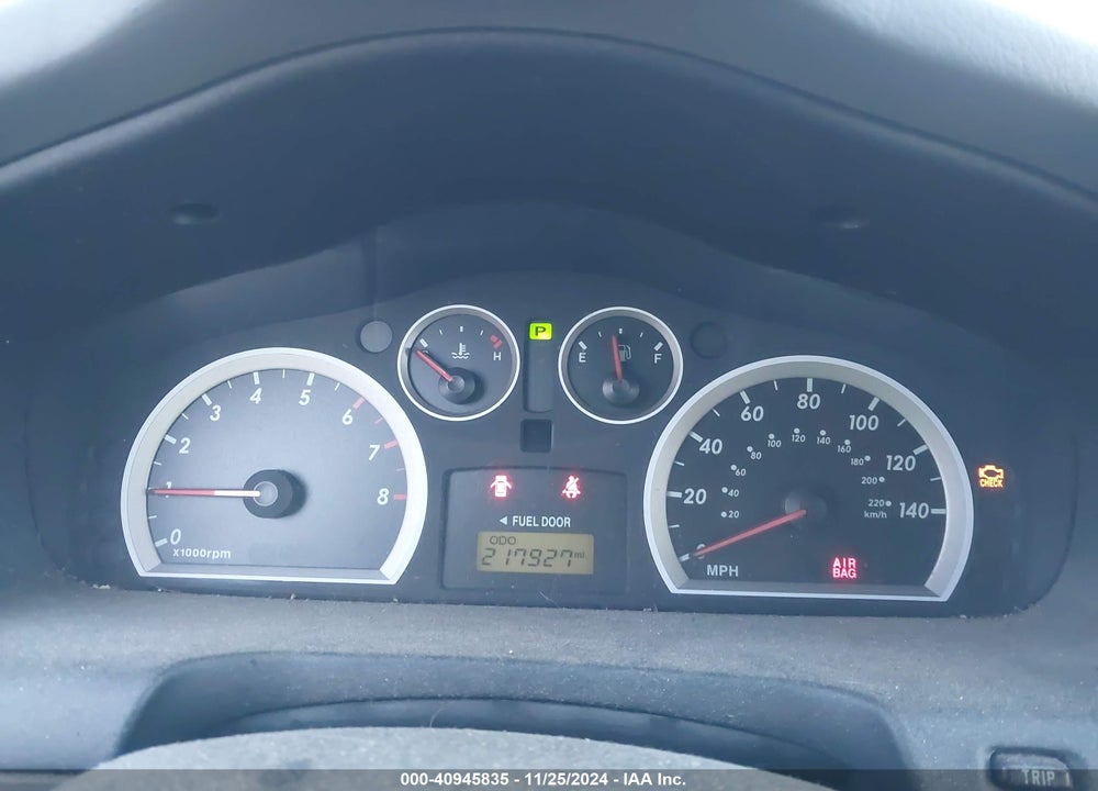 2005 HYUNDAI SANTA FE GLS/LX VIN: KM8SC13E35U887649