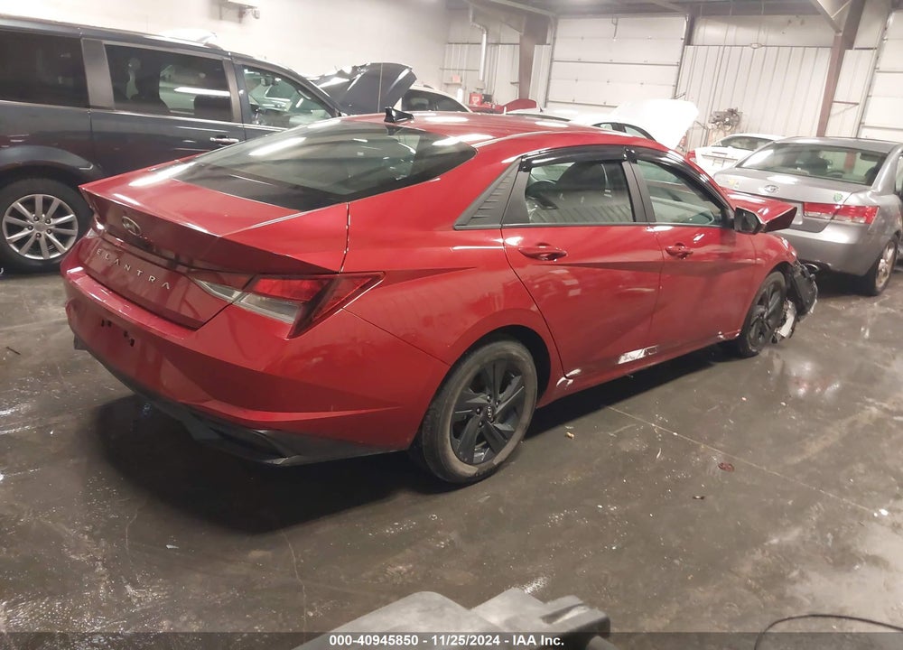 2022 HYUNDAI ELANTRA SEL VIN: KMHLM4AG3NU335298