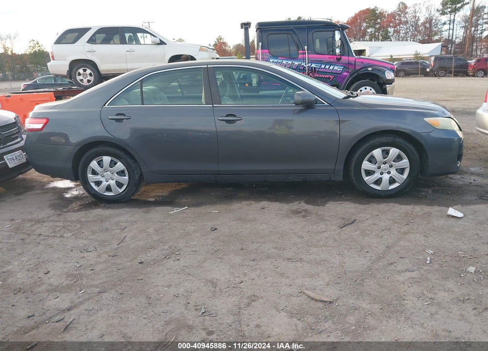 2011 TOYOTA CAMRY LE VIN: 4T1BF3EK4BU118983
