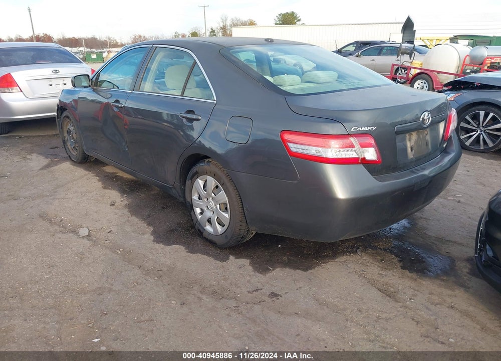 2011 TOYOTA CAMRY LE VIN: 4T1BF3EK4BU118983