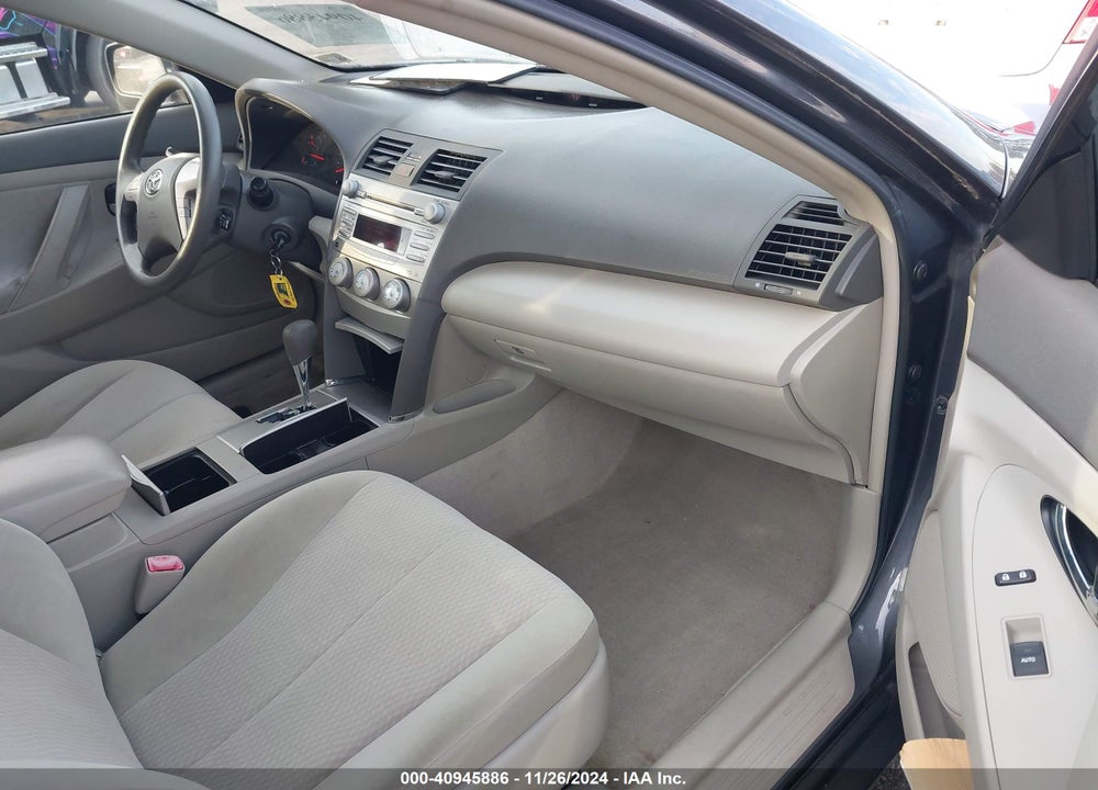 2011 TOYOTA CAMRY LE VIN: 4T1BF3EK4BU118983