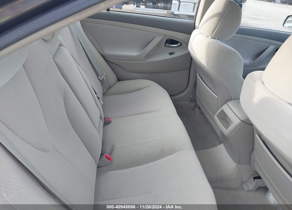 2011 TOYOTA CAMRY LE VIN: 4T1BF3EK4BU118983